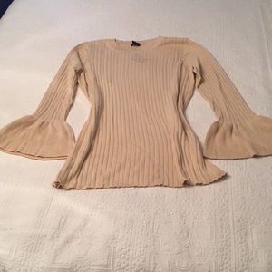 Yellow Du Jour Sweater with flared sleeves